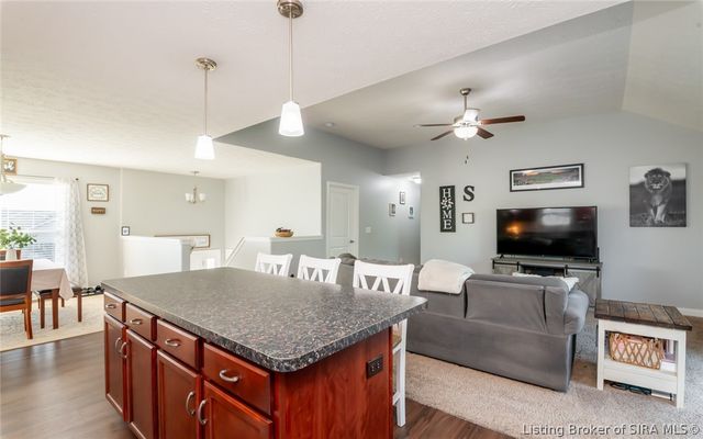 9015 Woodford Drive, Charlestown, IN 47111