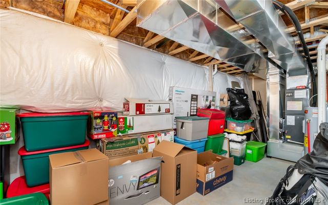 9015 Woodford Drive, Charlestown, IN 47111