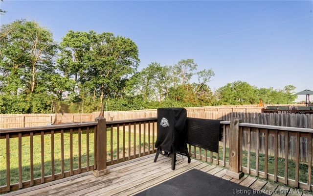 9015 Woodford Drive, Charlestown, IN 47111