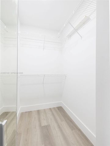 801 Tanglewood Cir, Weston, FL 33327