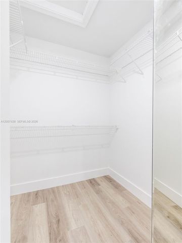 801 Tanglewood Cir, Weston, FL 33327