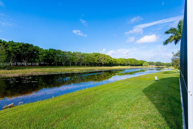 801 Tanglewood Cir, Weston, FL 33327