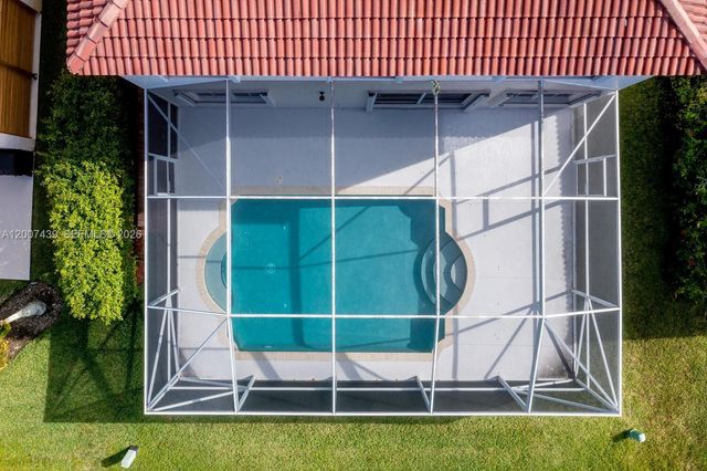 801 Tanglewood Cir, Weston, FL 33327