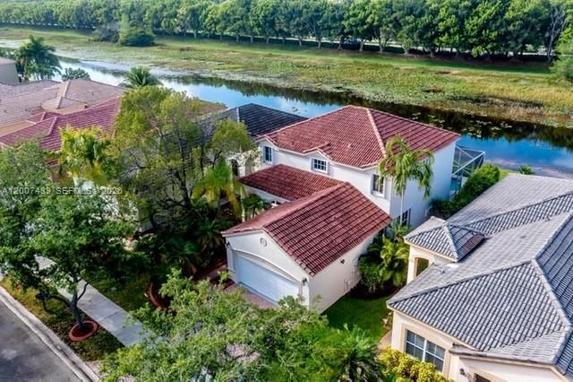 801 Tanglewood Cir, Weston, FL 33327