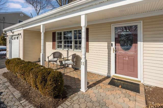 11 Renault Dr, Mount Olive Twp., NJ 07836