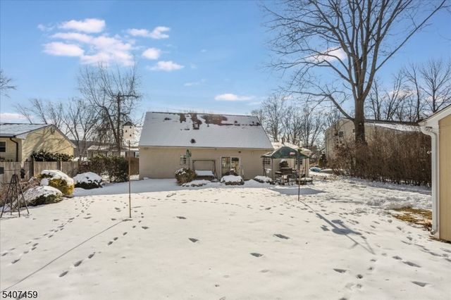 11 Renault Dr, Mount Olive Twp., NJ 07836