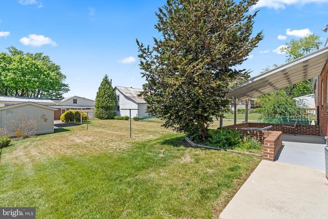 13640 VILLAGE MILL DR, Maugansville, MD 21767