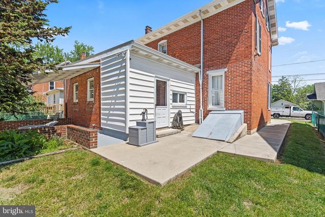 13640 VILLAGE MILL DR, Maugansville, MD 21767