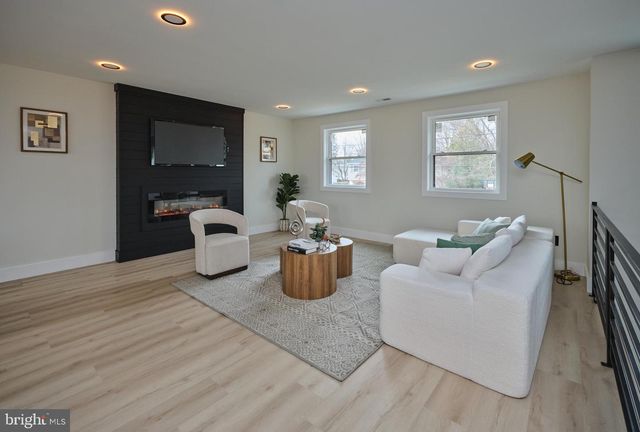 5 BELMONT, Doylestown, PA 18901