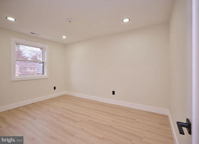 5 BELMONT, Doylestown, PA 18901