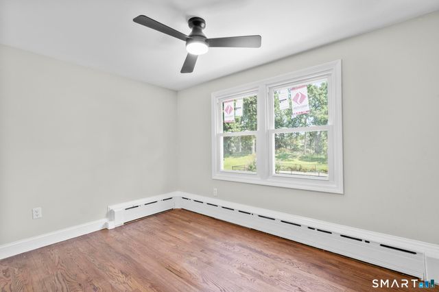 576 Huntington Street, Shelton, CT 06484