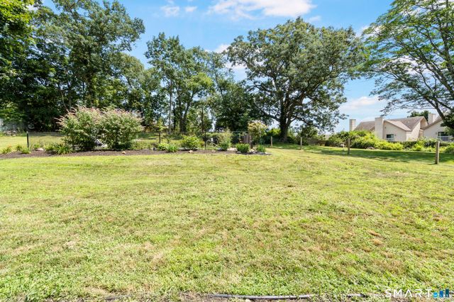 576 Huntington Street, Shelton, CT 06484