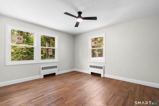 576 Huntington Street, Shelton, CT 06484