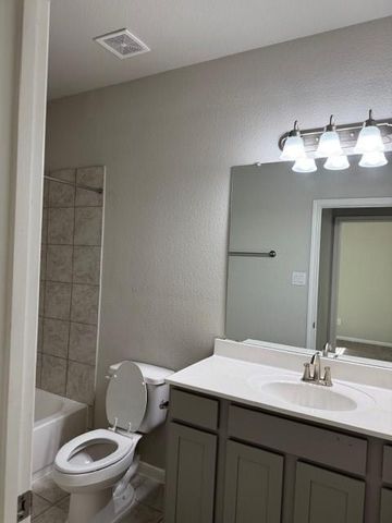 169 Camelot Place Court, Conroe, TX 77304