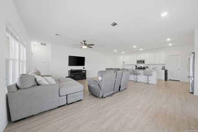 14910 Cardigan Wheel, San Antonio, TX 78254