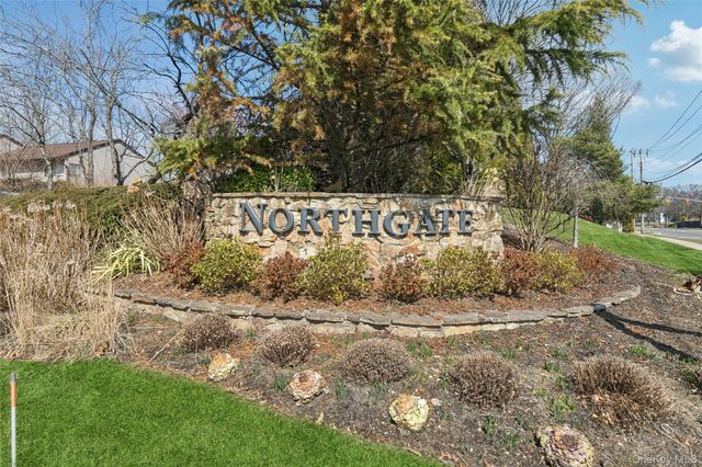 87 Northgate Circle, Melville, NY 11747