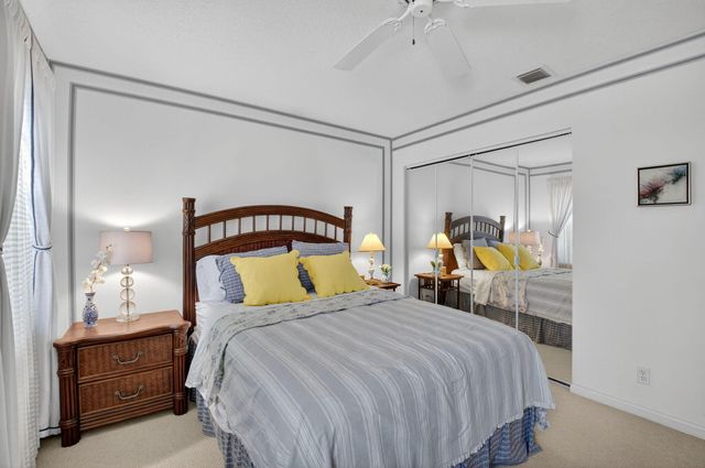 11563 Colonnade Drive, Boynton Beach, FL 33437