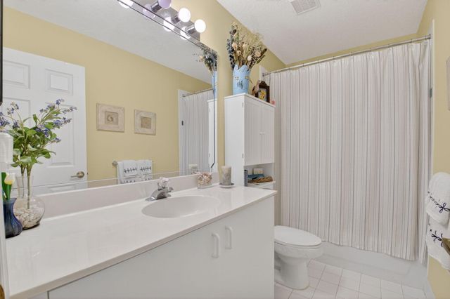 11563 Colonnade Drive, Boynton Beach, FL 33437