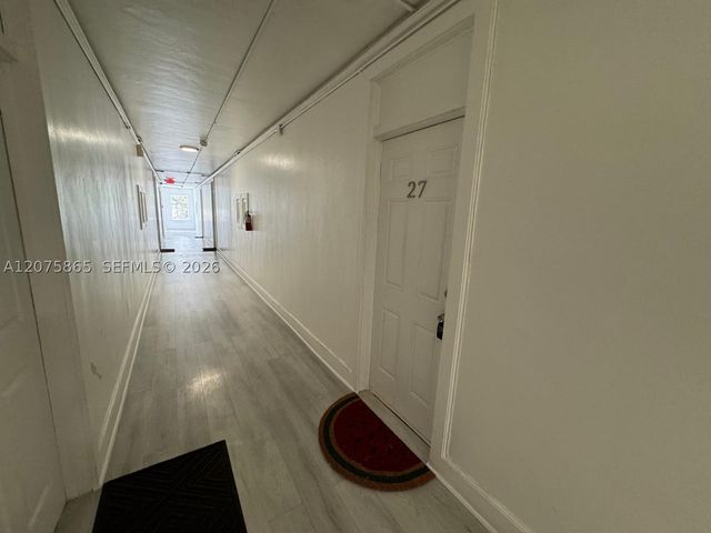 177 NE 50th St 27, Miami, FL 33137