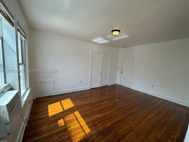 177 NE 50th St 27, Miami, FL 33137