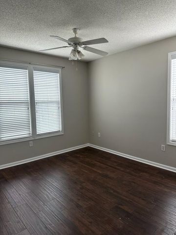 1831 Chatelain Way, Mount Pleasant, SC 29464