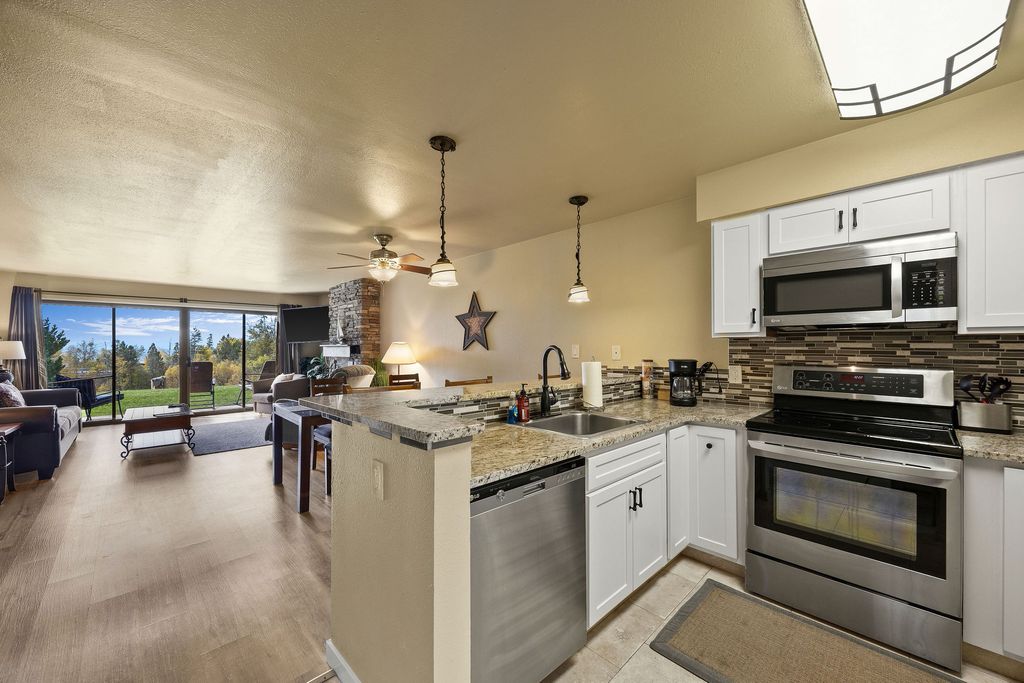 180 Vista Lane 123/124, Bigfork, MT 59911 photo 3