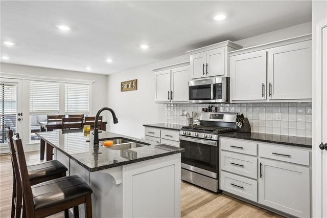 8912 NE 118TH Court, Kansas City, MO 64157