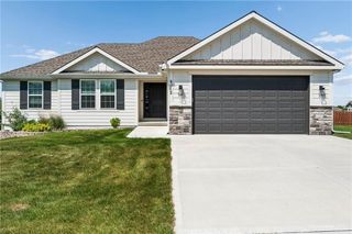 8912 NE 118TH Court, Kansas City, MO 64157
