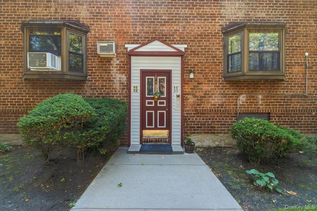 86-22 155th 3L, Howard Beach, NY 11414