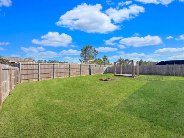 28350 Lake Borgne Dr, Livingston, LA 70754