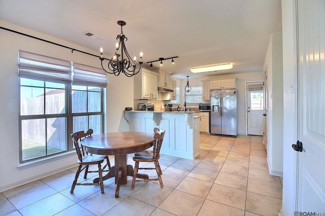 28350 Lake Borgne Dr, Livingston, LA 70754