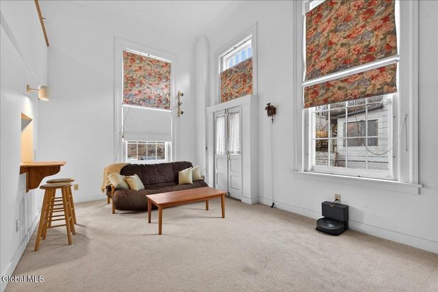 196 Morton Avenue APT 103, Albany, NY 12202