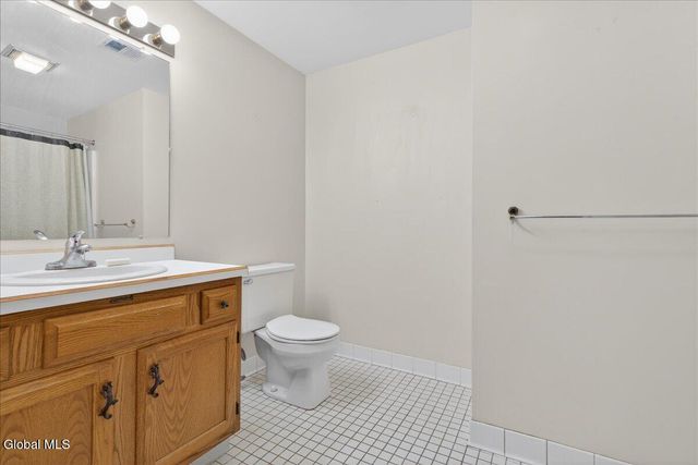 196 Morton Avenue APT 103, Albany, NY 12202