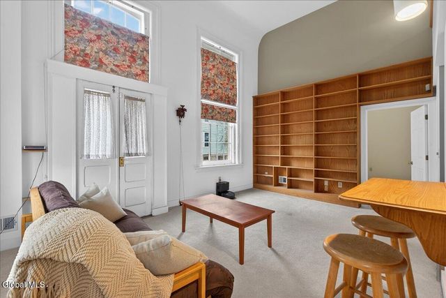 196 Morton Avenue APT 103, Albany, NY 12202