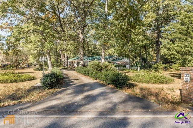 123 S Amanda Place, Warner Robins, GA 31088