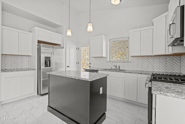 660 Paseo Modesto Drive, El Paso, TX 79928