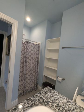 4377 Varsity Lane, Houston, TX 77004