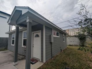 4377 Varsity Lane, Houston, TX 77004