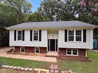 7816 Foxwood Drive, Raleigh, NC 27615