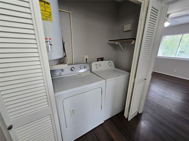 5628 Birchmont Drive D, Houston, TX 77091