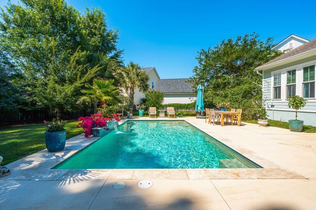 3732 Abercrombie Court, Mount Pleasant, SC 29466