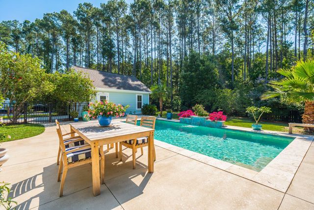 3732 Abercrombie Court, Mount Pleasant, SC 29466