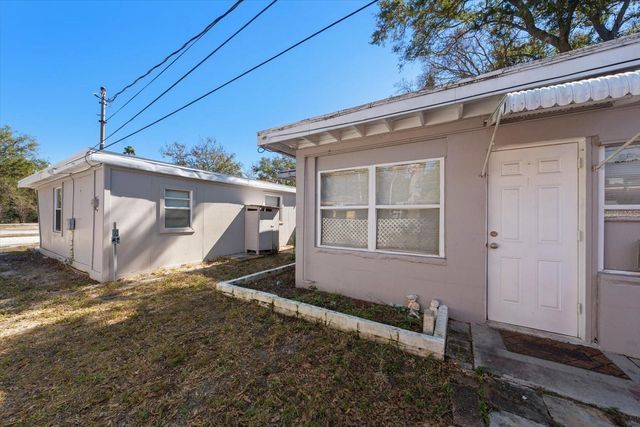 370 3RD STREET NW, Largo, FL 33770