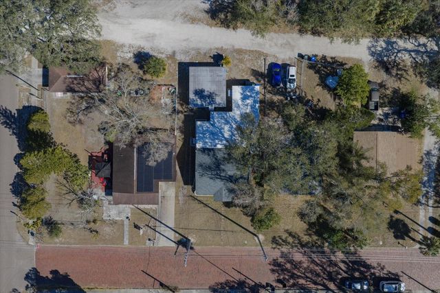 370 3RD STREET NW, Largo, FL 33770