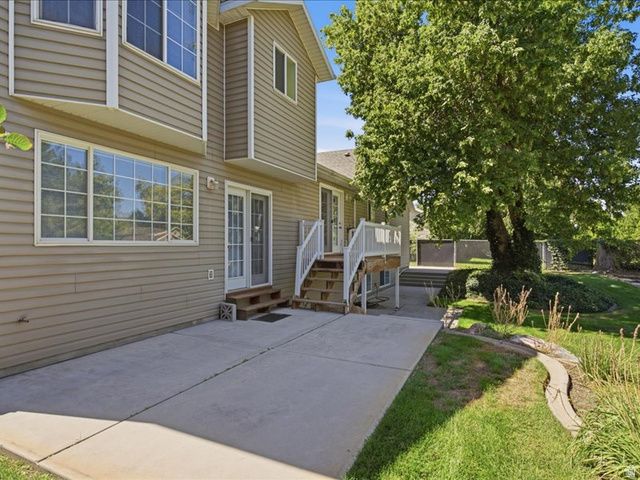 166 HARPER WAY, South Weber, UT 84405