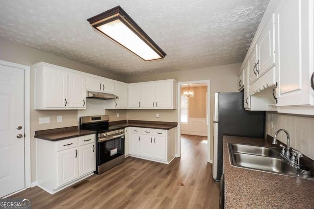 65 Avery Drive, Covington, GA 30016