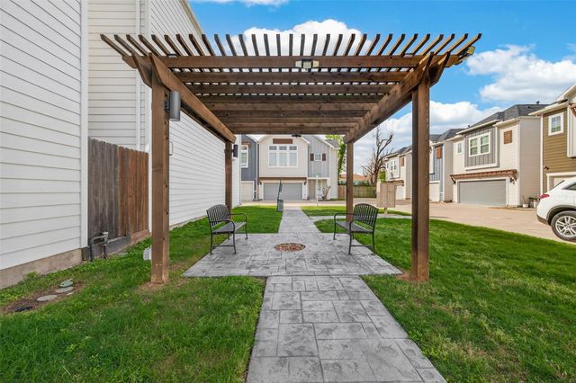 7707 Kivu Lane, Houston, TX 77055