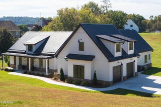 3832 Lake Valley Road, Kingsport, TN 37664