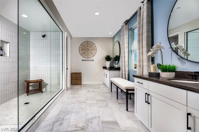 5925 Cassia Meadow Avenue, Las Vegas, NV 89131