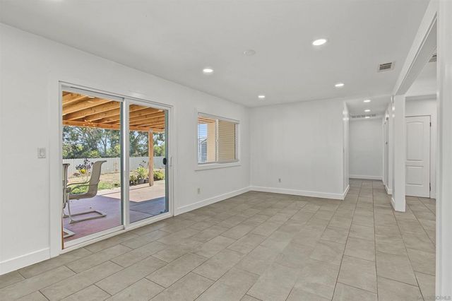8032 poplin Drive, Santee, CA 92071